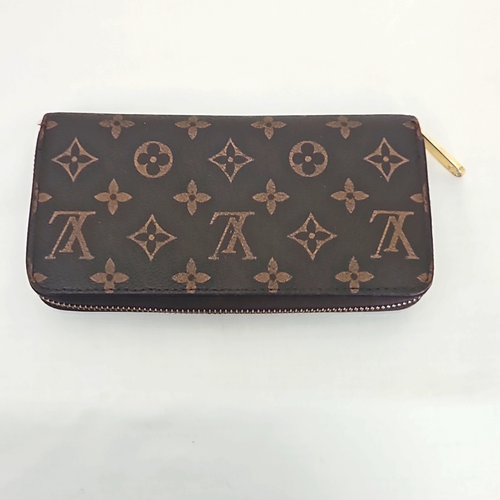 Louie Vuitton Wallet